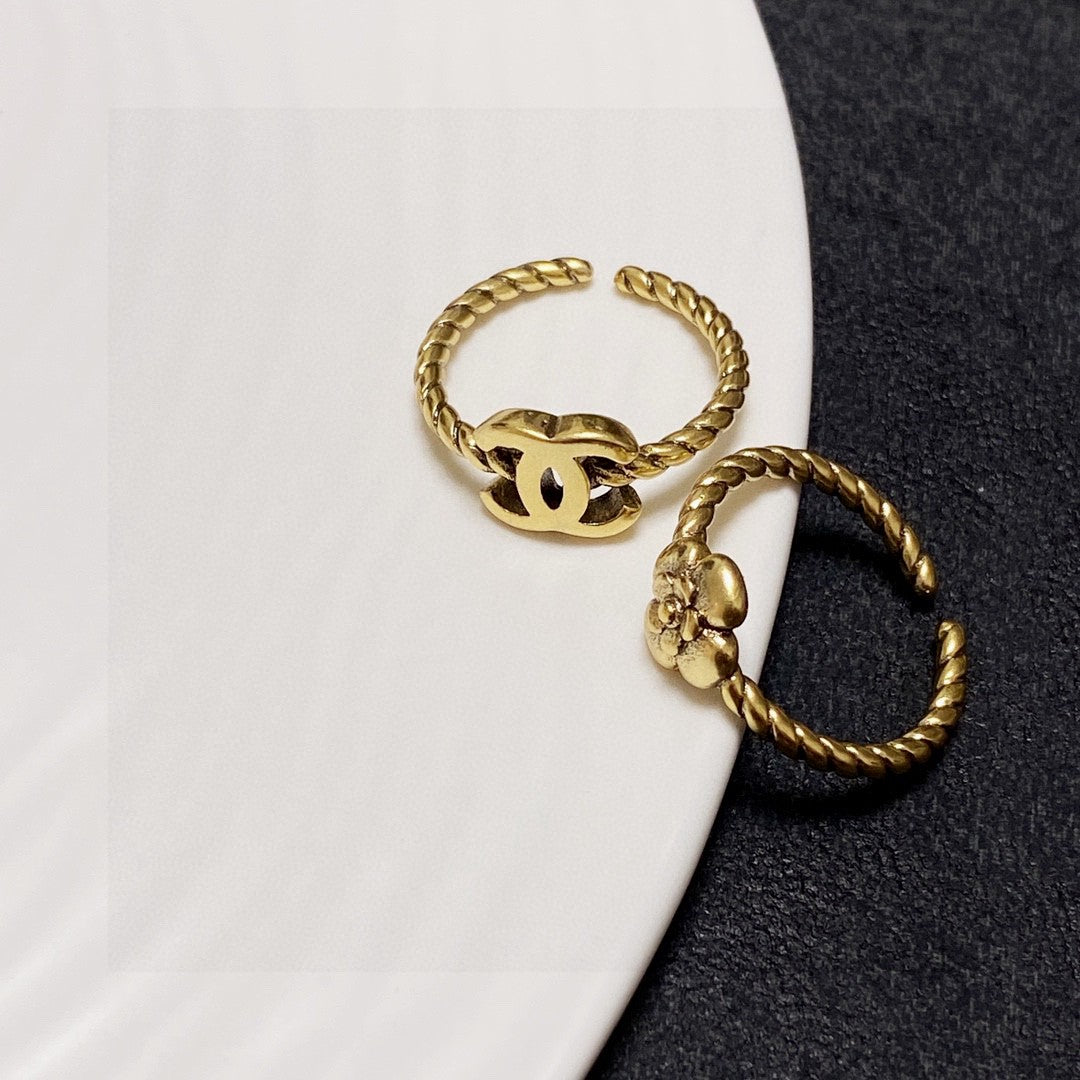 C 25 Simple logo + flower ring set