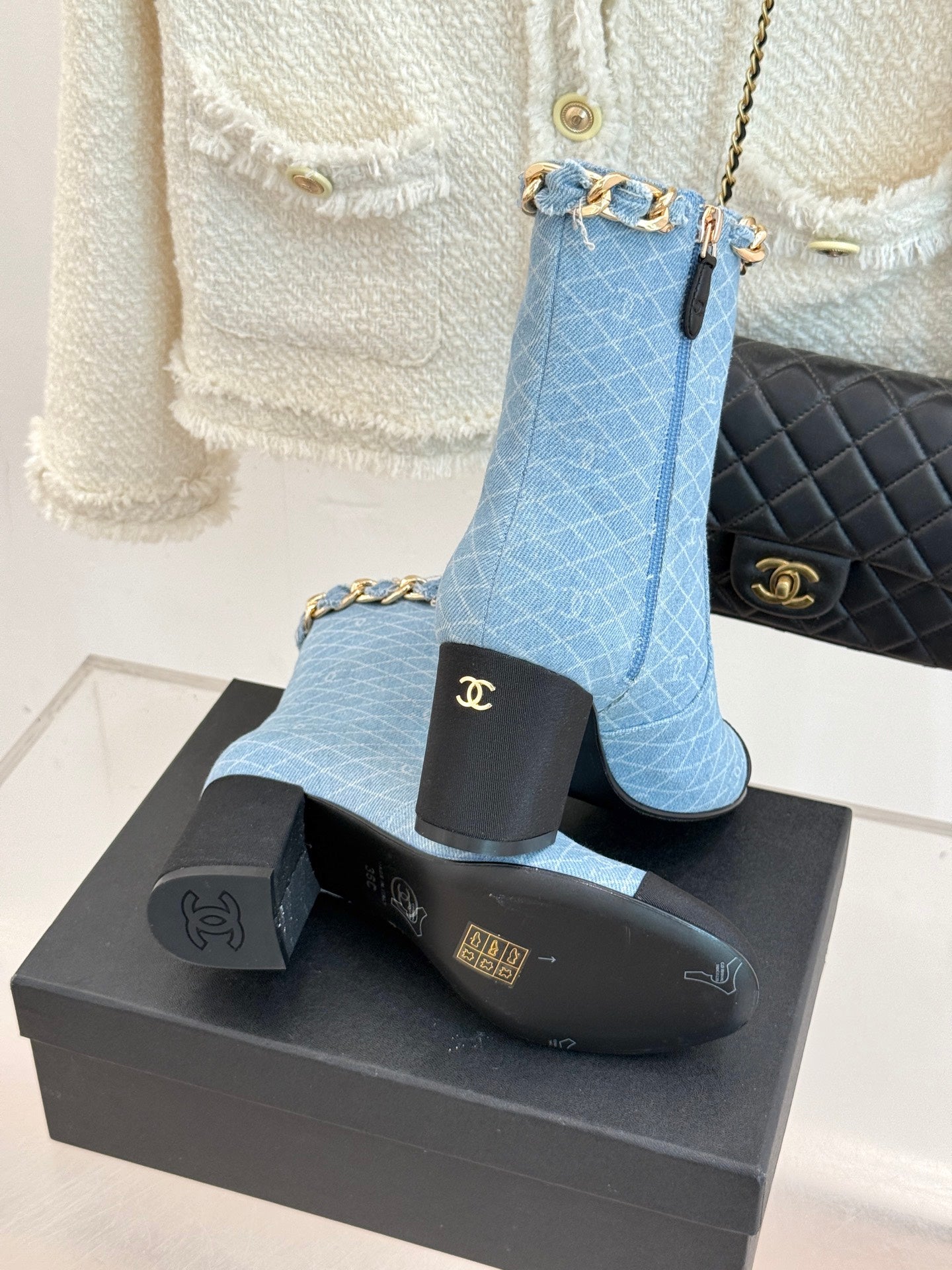 C 25Bfw Runway Style Diamond Chain High Heel Ankle Boots (DARK BLUE/BLUE)