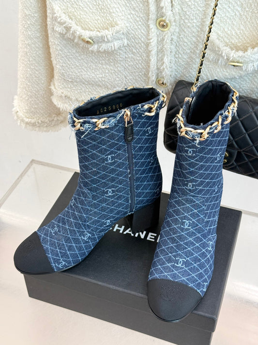 C 25Bfw Runway Style Diamond Chain High Heel Ankle Boots (DARK BLUE/BLUE)