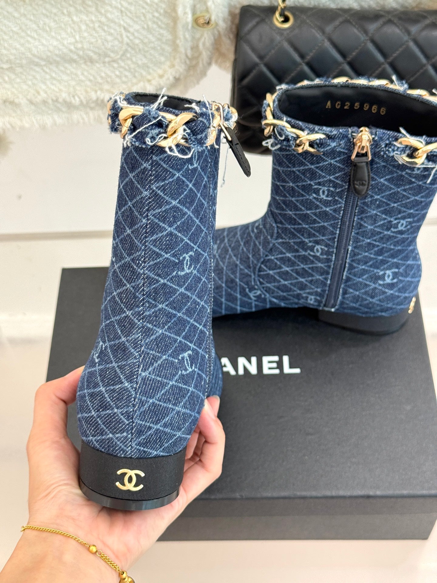 C 25Bfw Runway Style Diamond Chain High Heel Ankle Boots