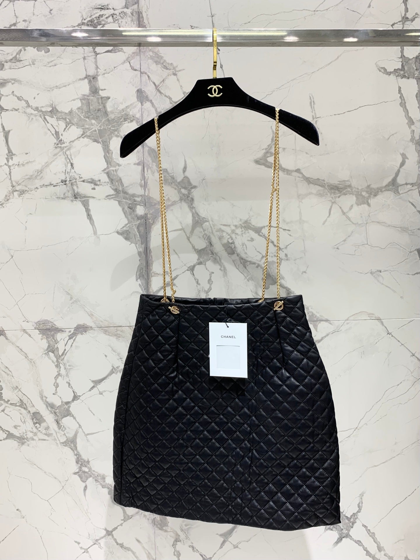 C 25fw Lambskin diamond chain strap genuine leather skirt