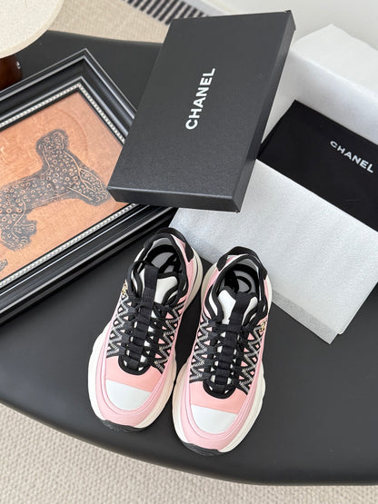 C 25 Thick-soled sports casual shoes