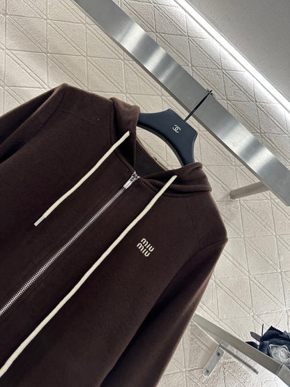 Mi 25 Hooded jacket and trousers set