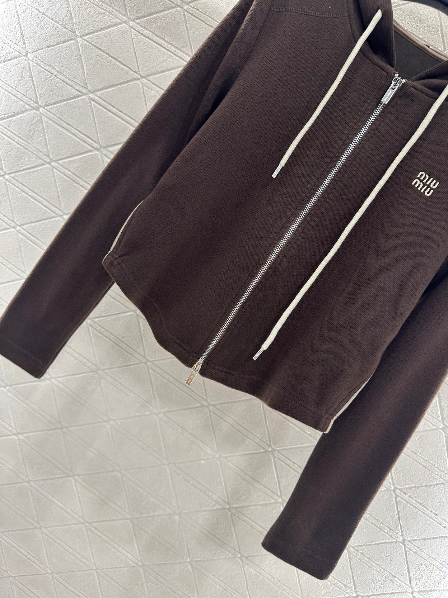 Mi 25 Hooded jacket and trousers set