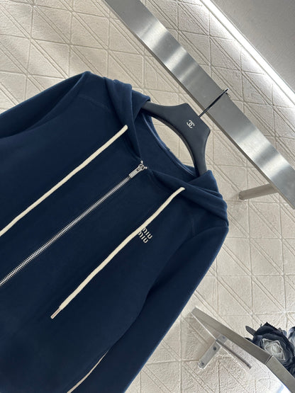 Mi 25 Hooded jacket and trousers set
