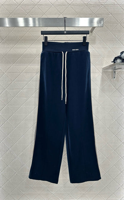 Mi 25 Hooded jacket and trousers set