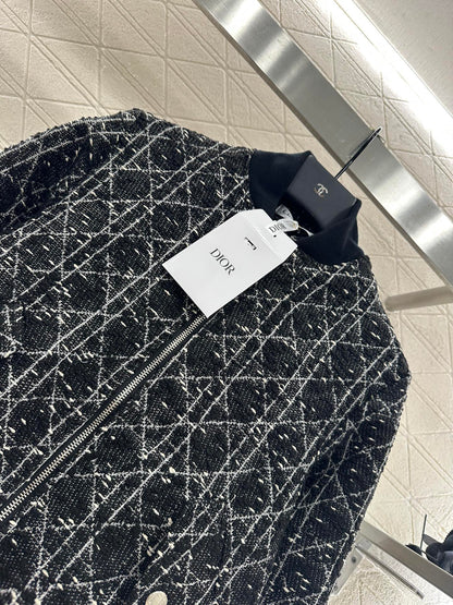 Di 25 Cannage coat and culottes set