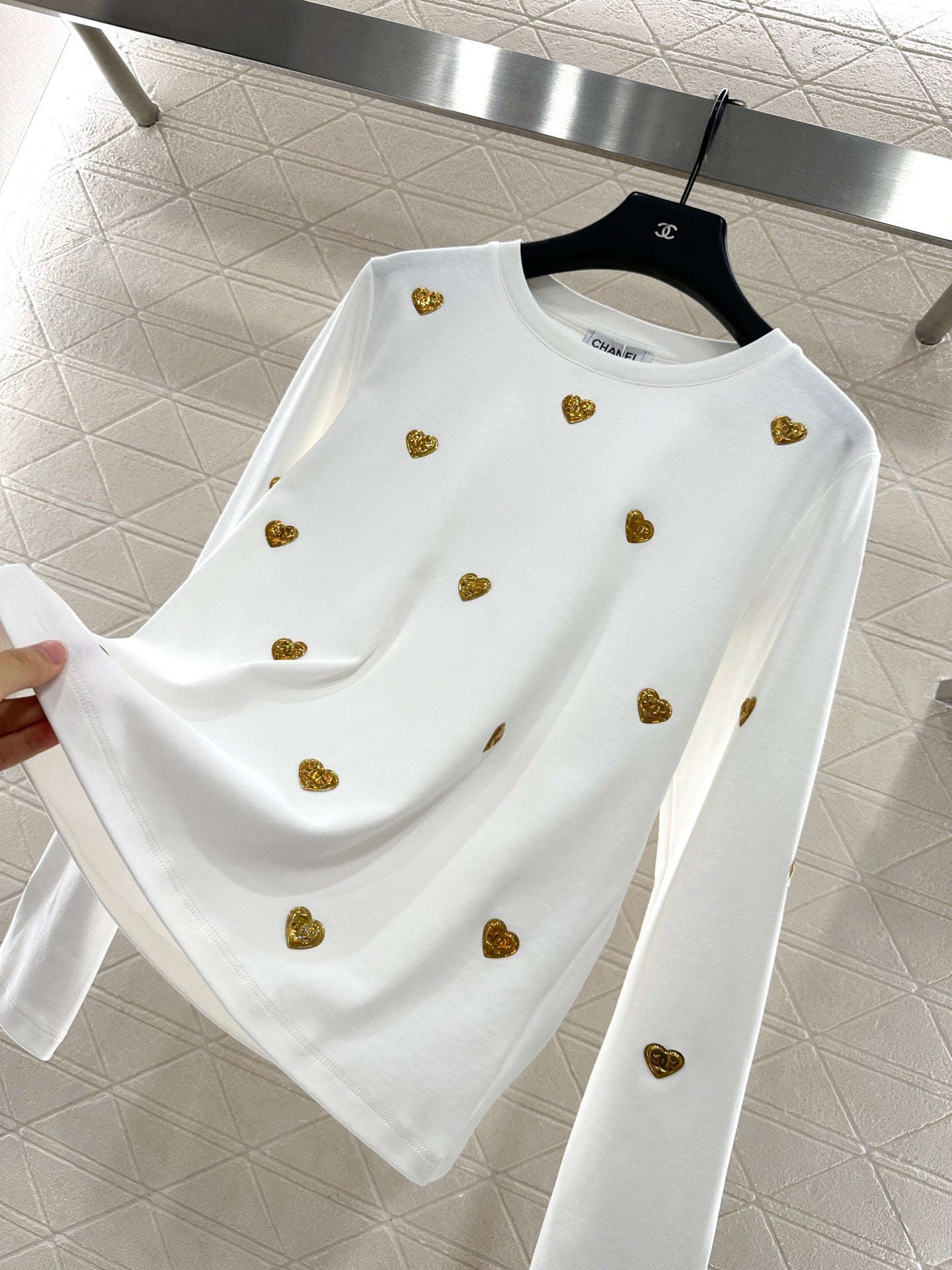 C 25 Metal badge long sleeves