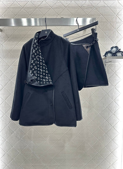 L 25 Lined with printed shawl coat and skirt set