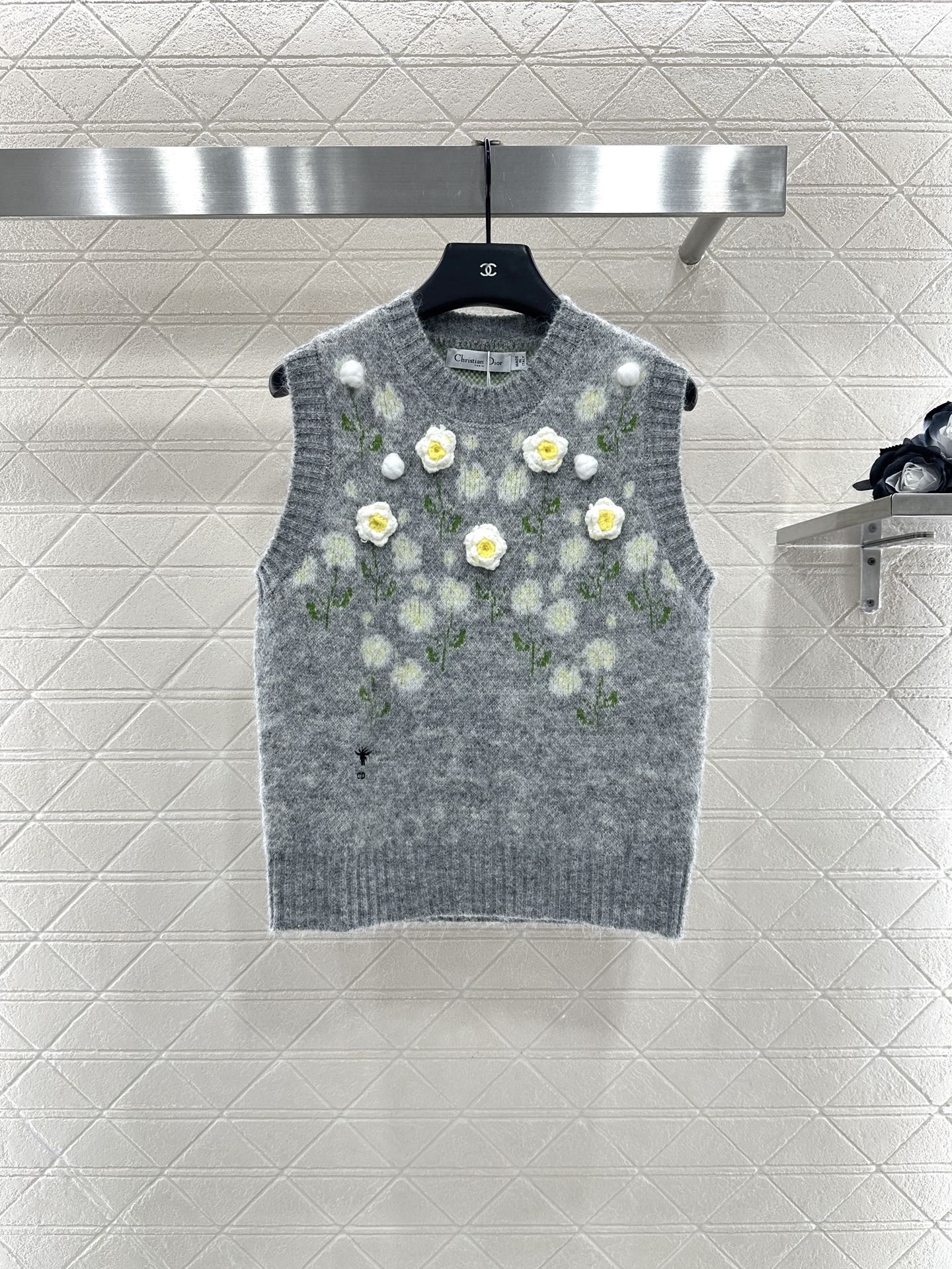 Di 25 3D Crochet Knitted Vest