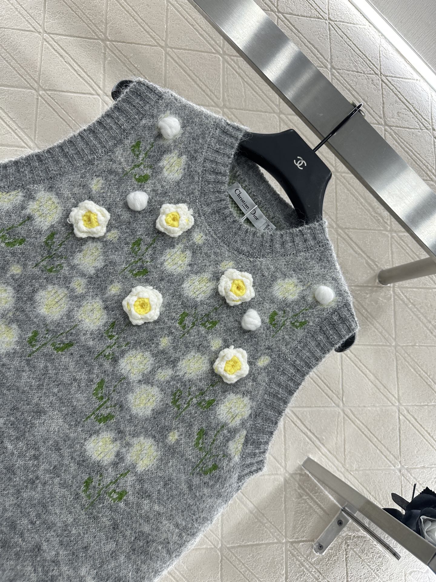 Di 25 3D Crochet Knitted Vest