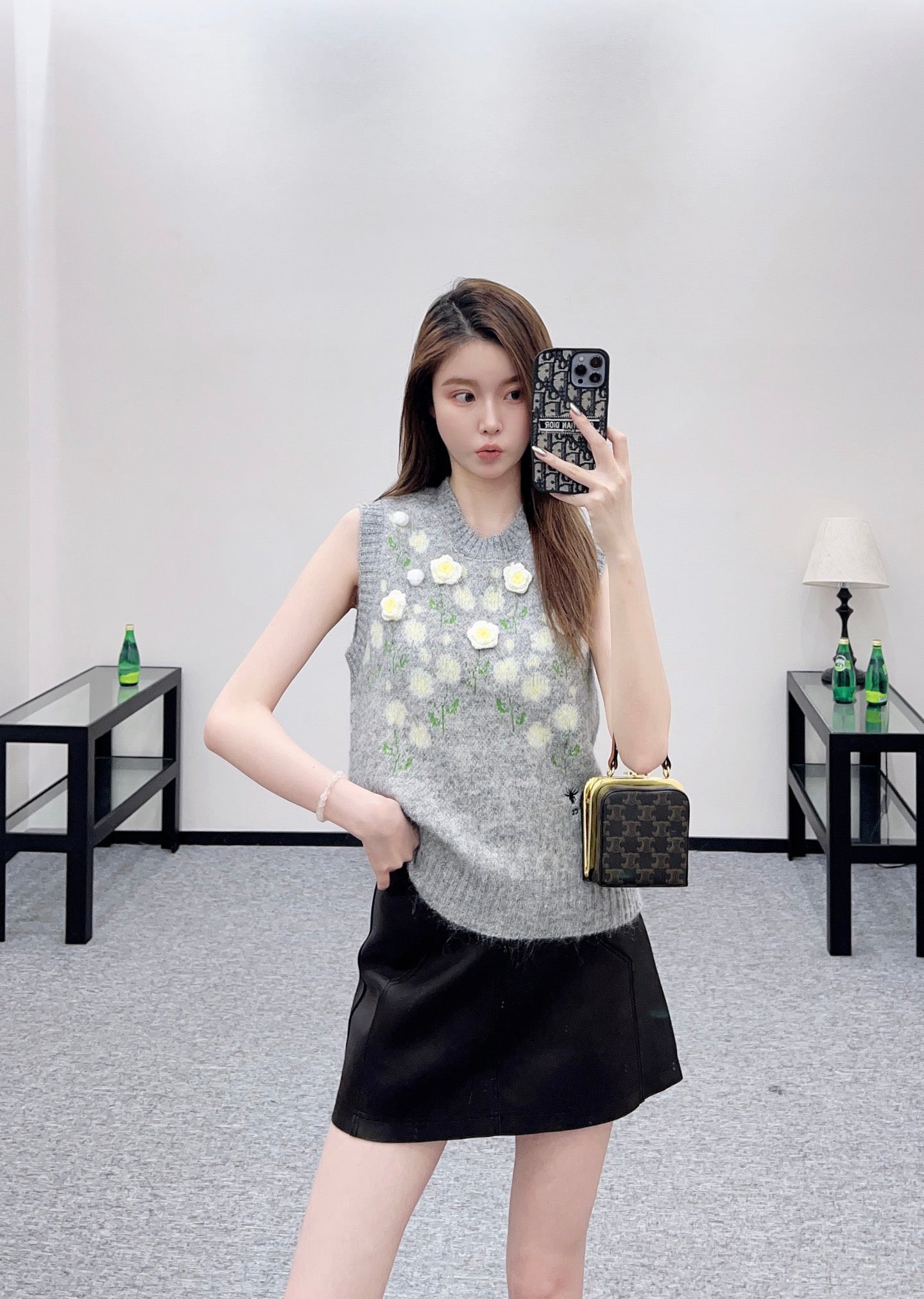Di 25 3D Crochet Knitted Vest