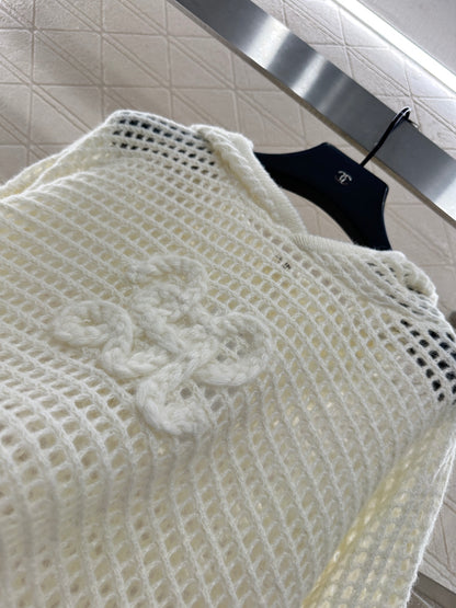 Ce 25 Embroidered hollow hooded pullover sweater