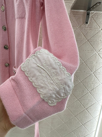 C 25 Hot Belted knitted cardigan