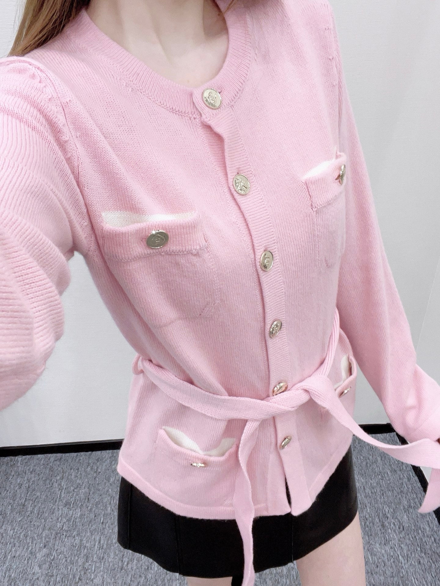 C 25 Hot Belted knitted cardigan