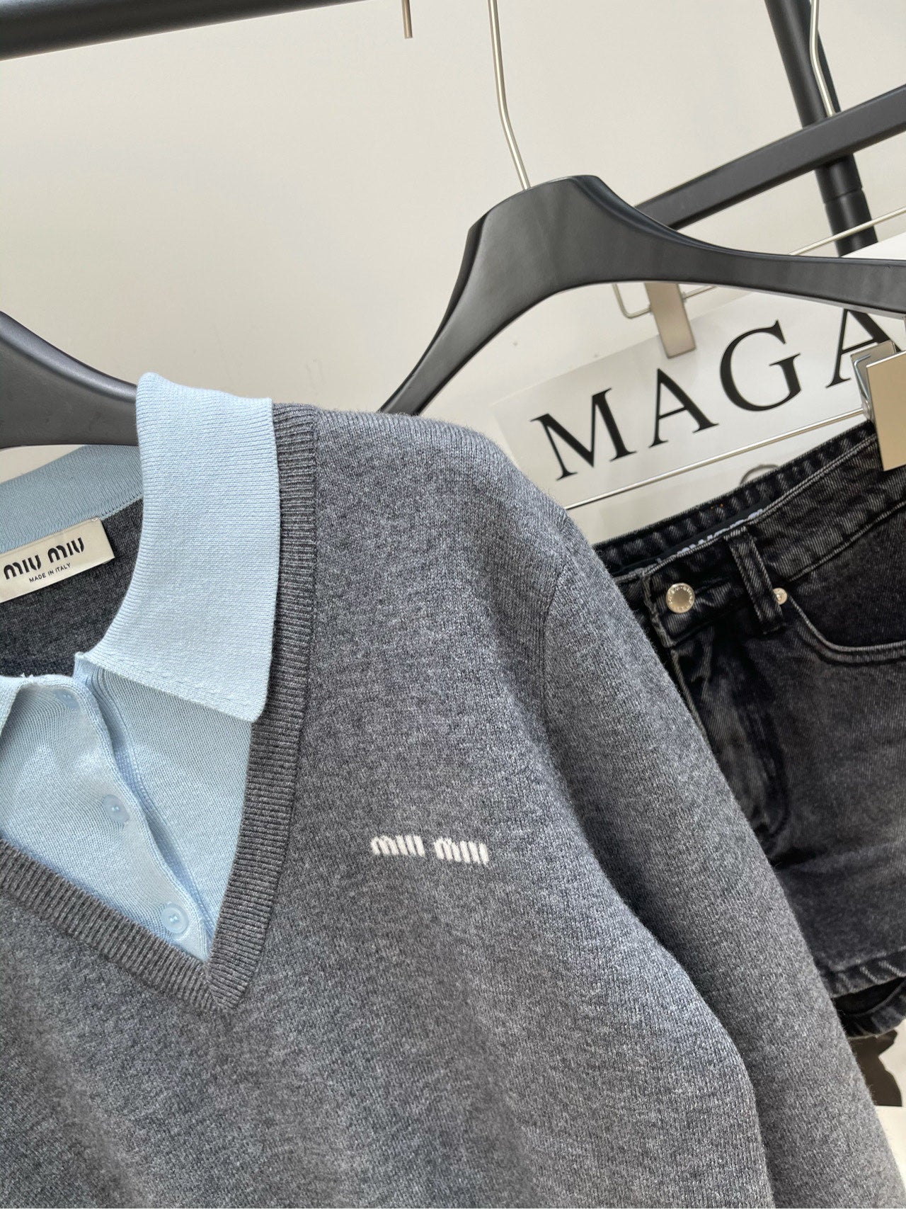 M 25 Gray and blue colorblock fake two-piece polo sweater