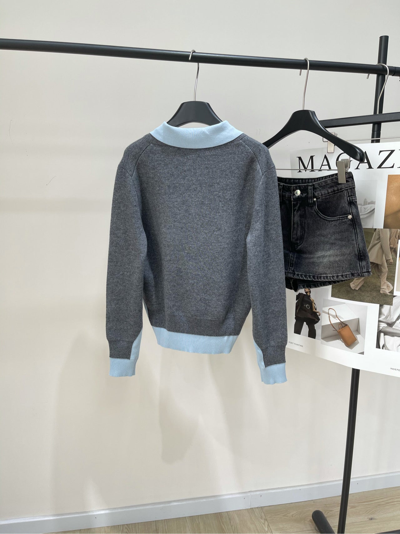 M 25 Gray and blue colorblock fake two-piece polo sweater