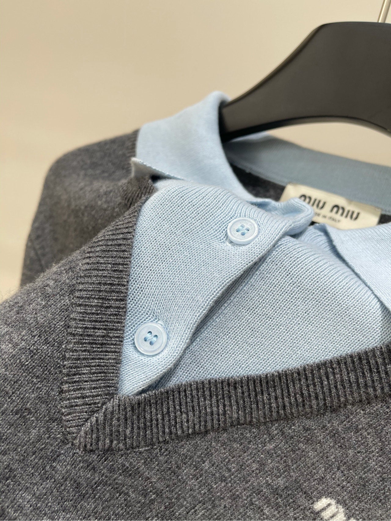 M 25 Gray and blue colorblock fake two-piece polo sweater