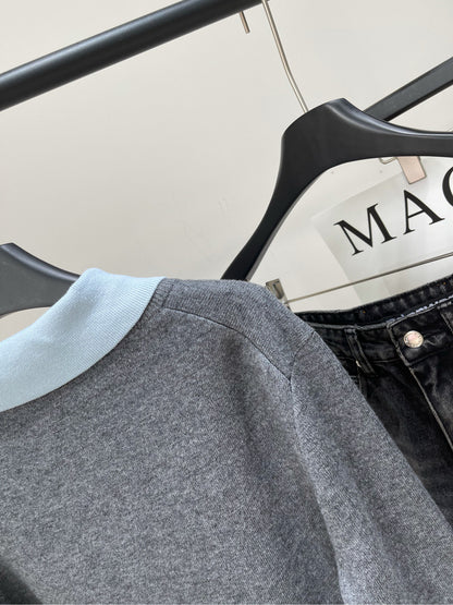 M 25 Gray and blue colorblock fake two-piece polo sweater