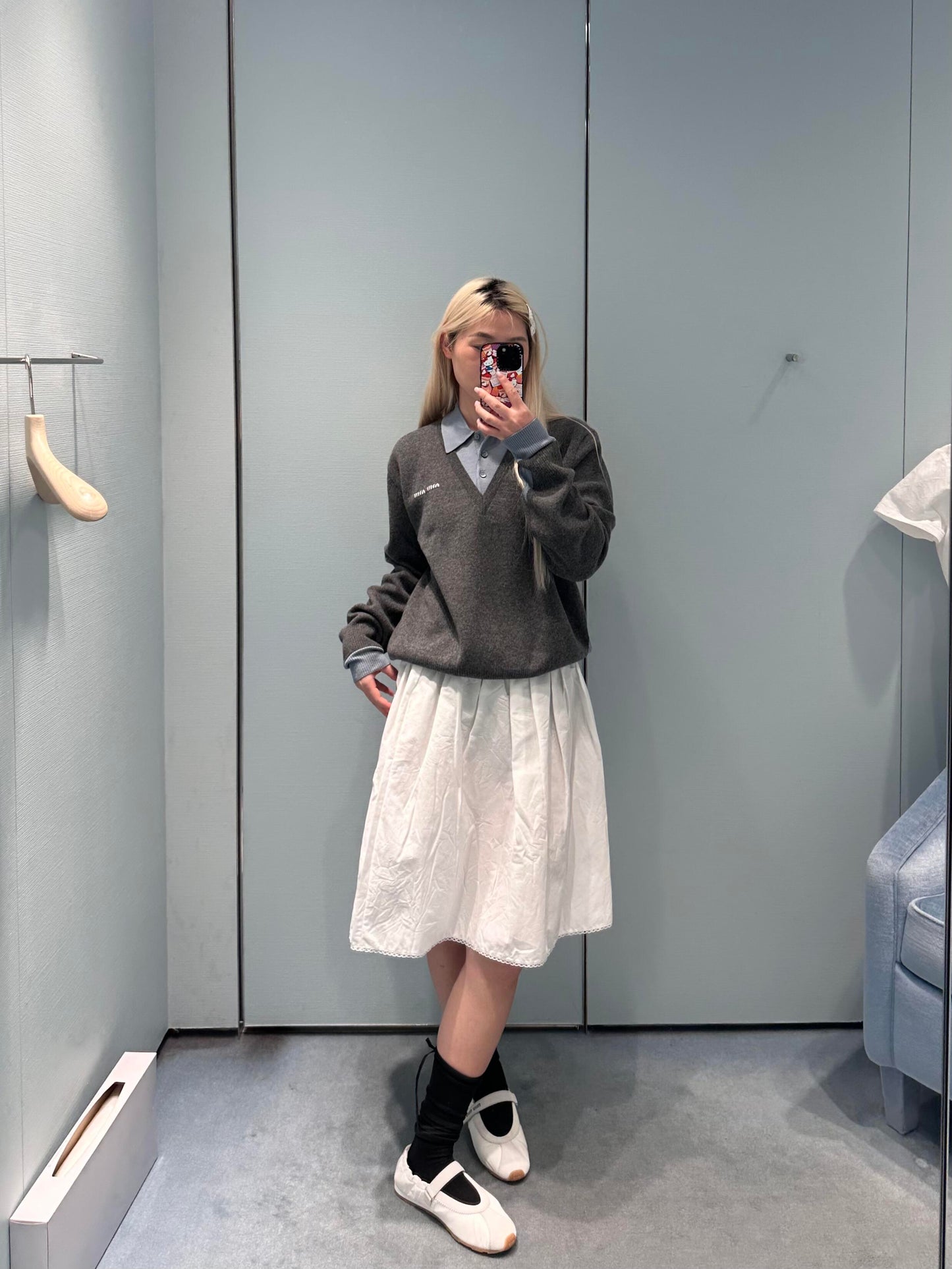 M 25 Gray and blue colorblock fake two-piece polo sweater