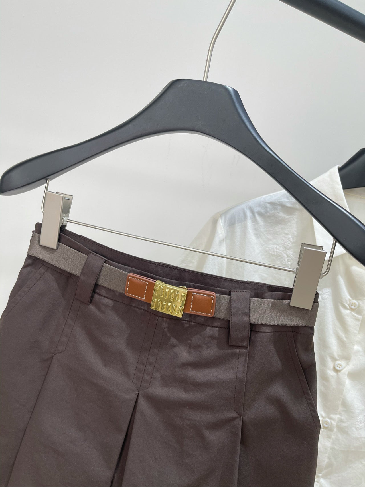 M 25 Cocoa Brown Belt Pleated Skirt