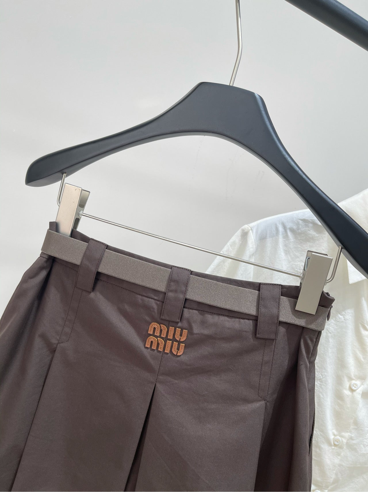 M 25 Cocoa Brown Belt Pleated Skirt