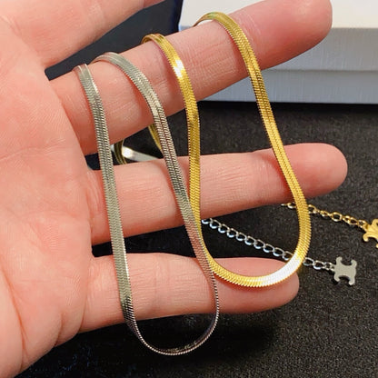 Ce 25 snake bone necklace