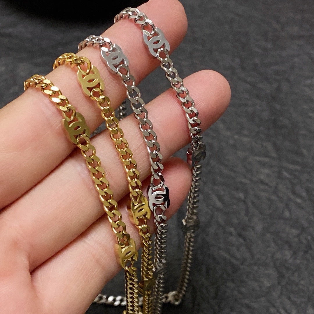 C 25 stainless steel necklace
