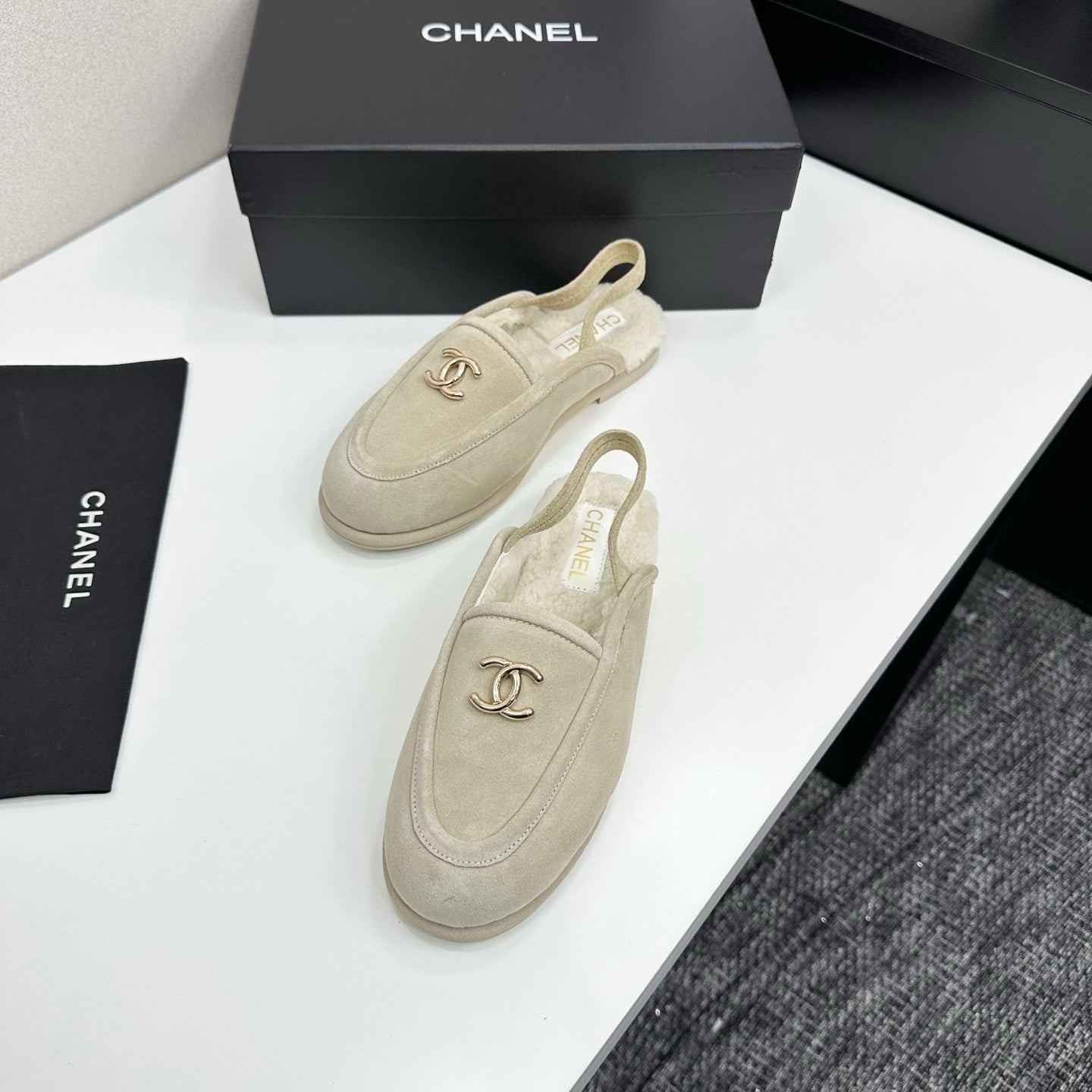 C 25 Casual suede slippers with fleece lining（KHAKI/BLACK/BROWN/BEIGI）