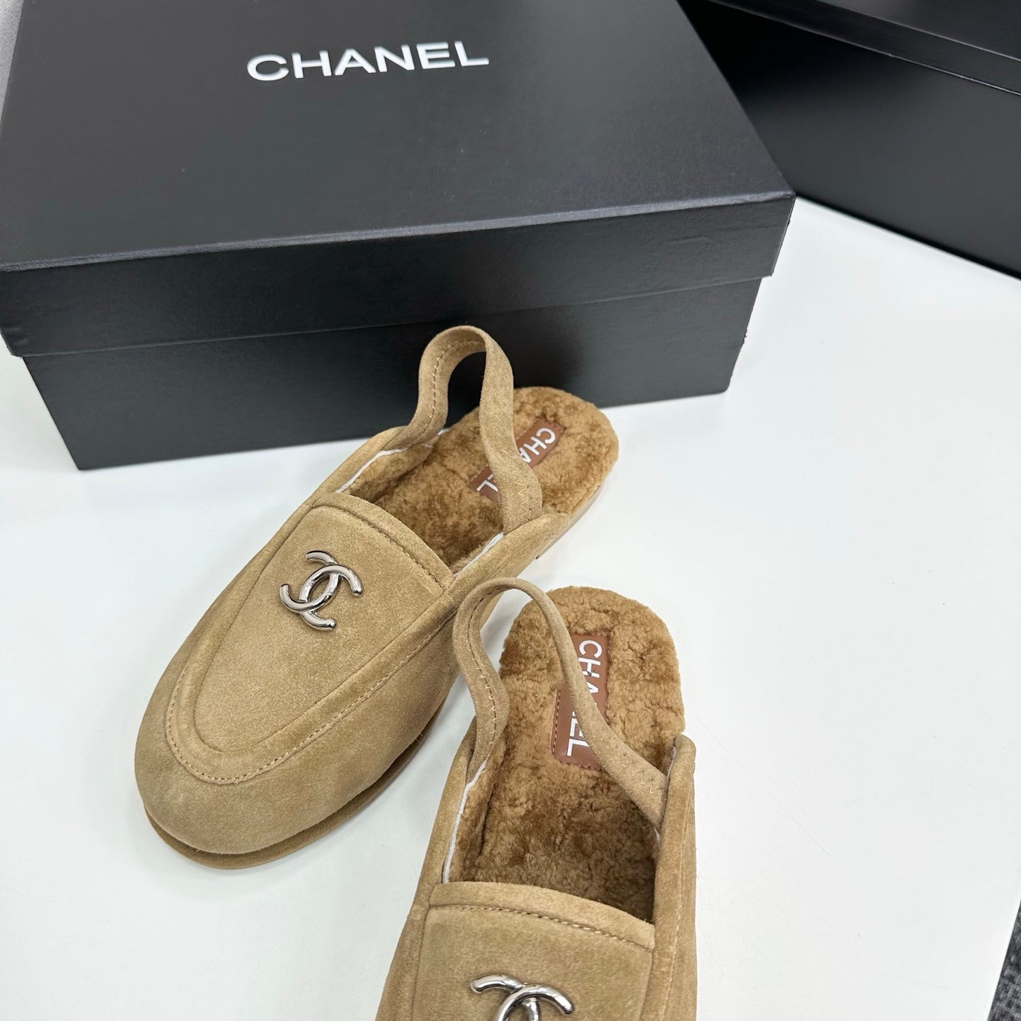 C 25 Casual suede slippers with fleece lining（KHAKI/BLACK/BROWN/BEIGI）