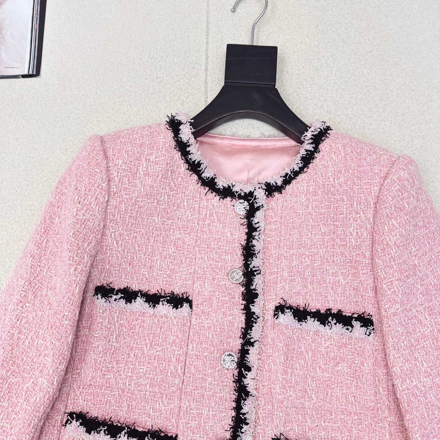 C 25 New Braided trim lapel jacket