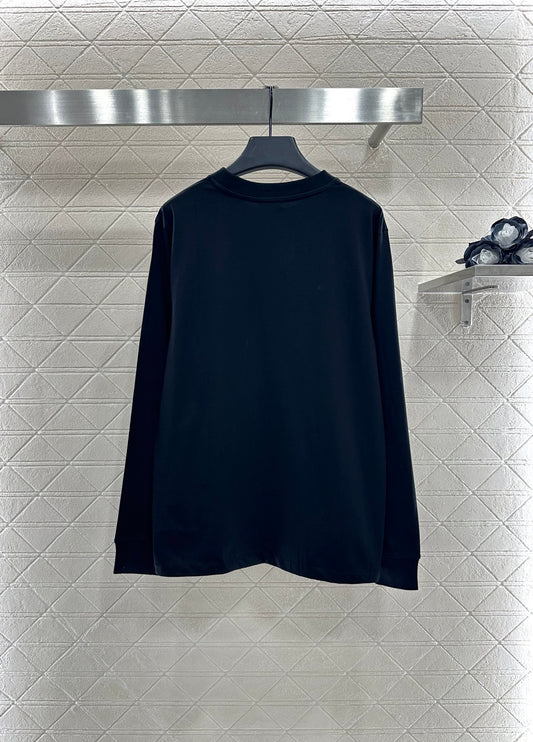 D 25 Crew Neck Long Sleeve Sweatshirt with Appliqué Lettering（black/white）