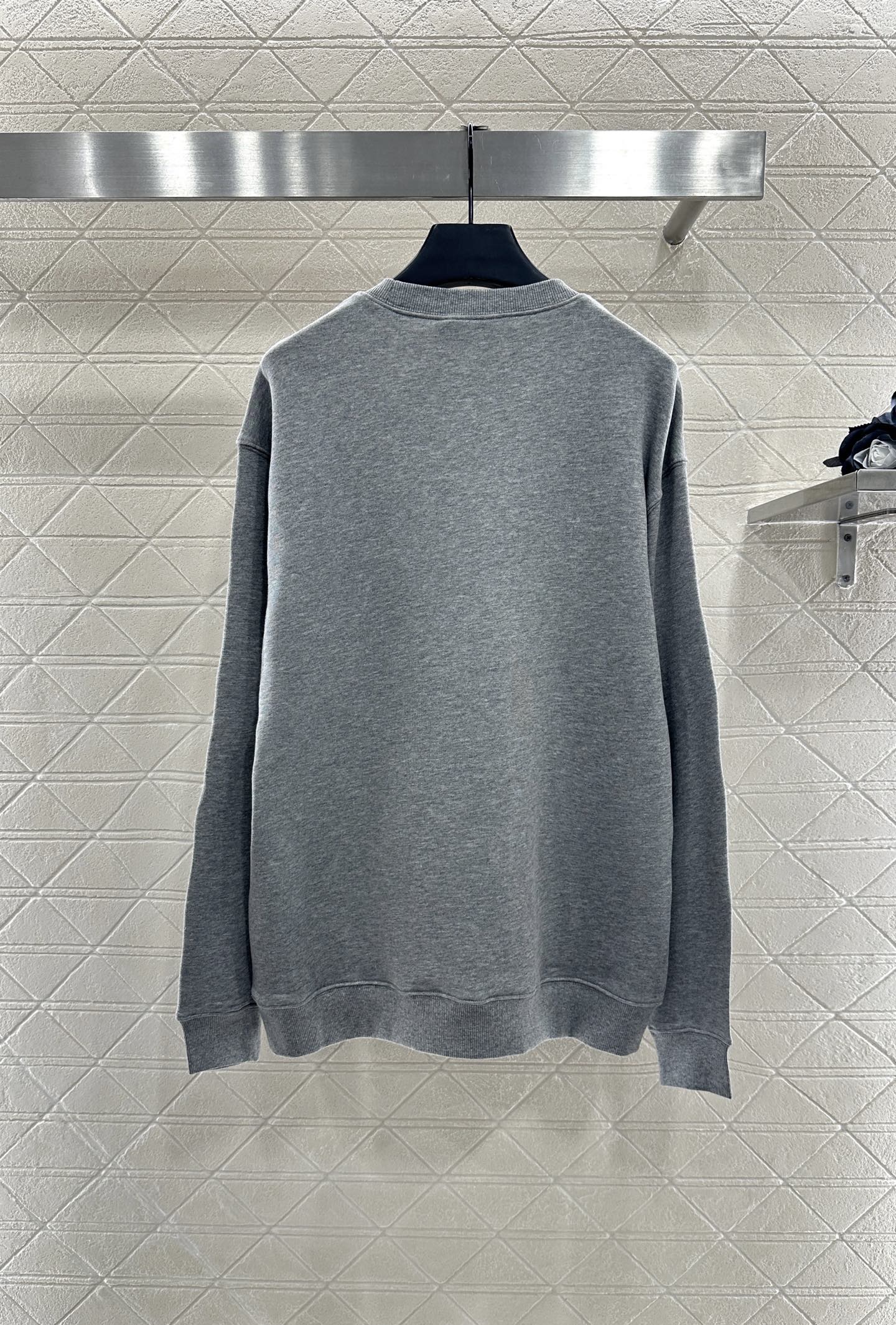G 25 round neck lettering sweatshirt