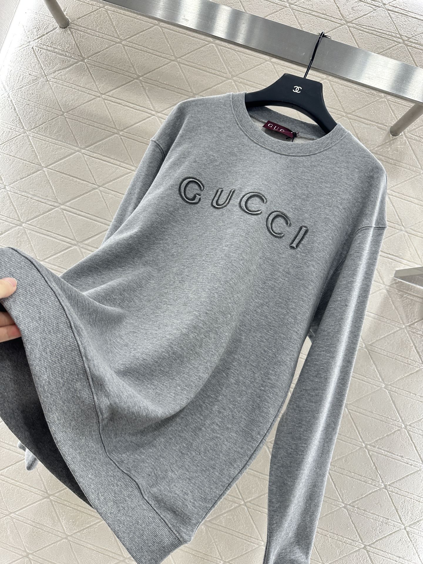 G 25 round neck lettering sweatshirt