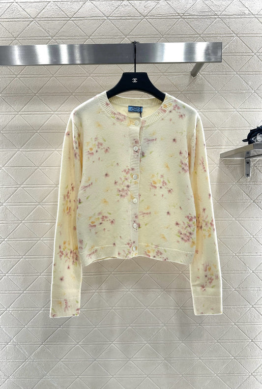 Pr 25 Floral light yellow knitted cardigan