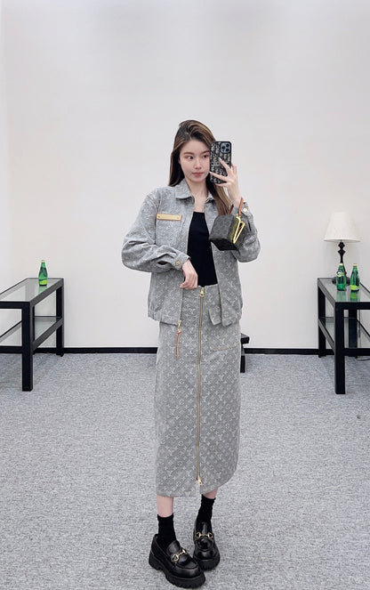 L 25 Denim jacquard jacket and skirt suit