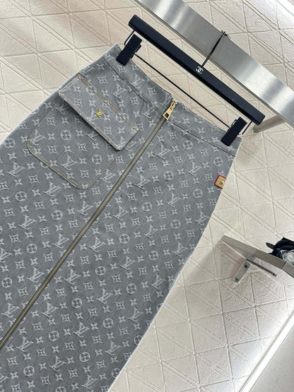 L 25 Denim jacquard jacket and skirt suit