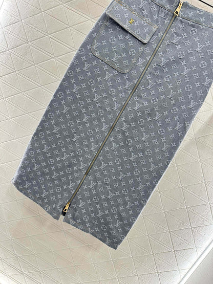 L 25 Denim jacquard jacket and skirt suit
