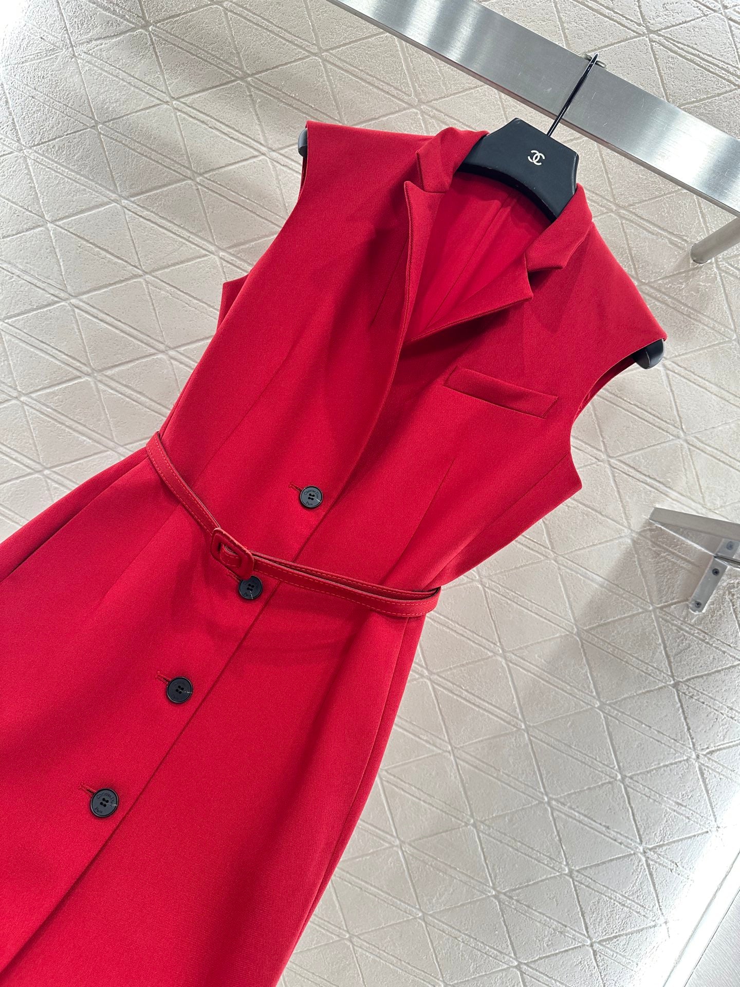 D 25 Belted vest dress(black/red)