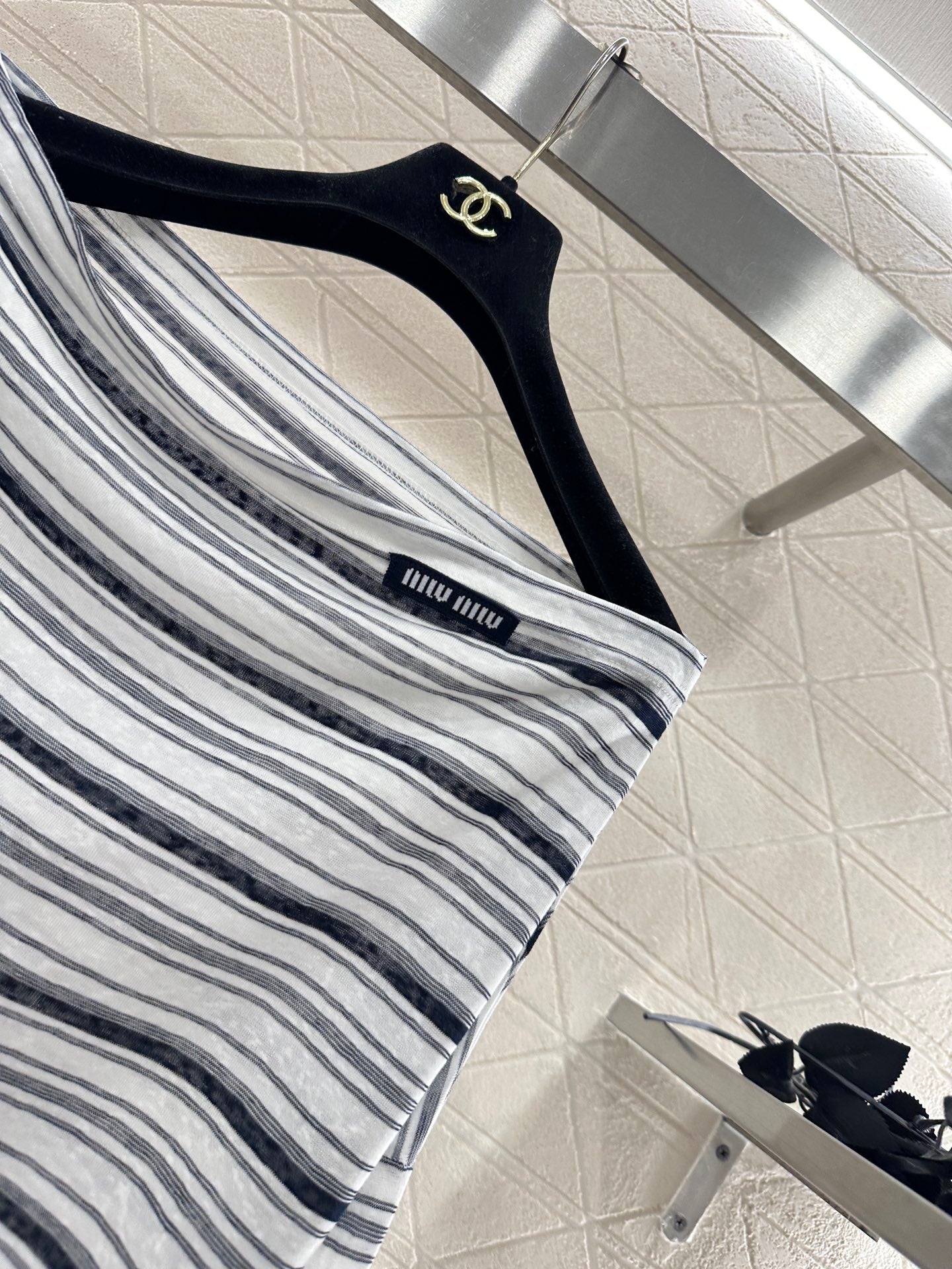 Mi 25 Loose striped long-sleeved vest two-piece set