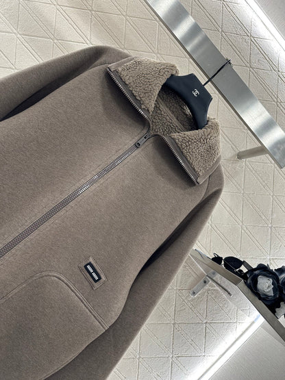 Mi 25 Plush zip-up jacket