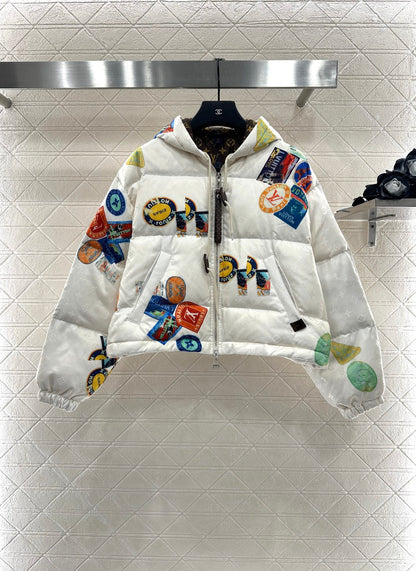 L 25 Hooded badge down jacket