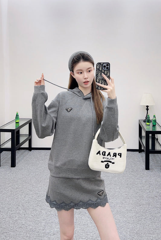 Pr 25 Hooded sweatshirt lace + skirt set