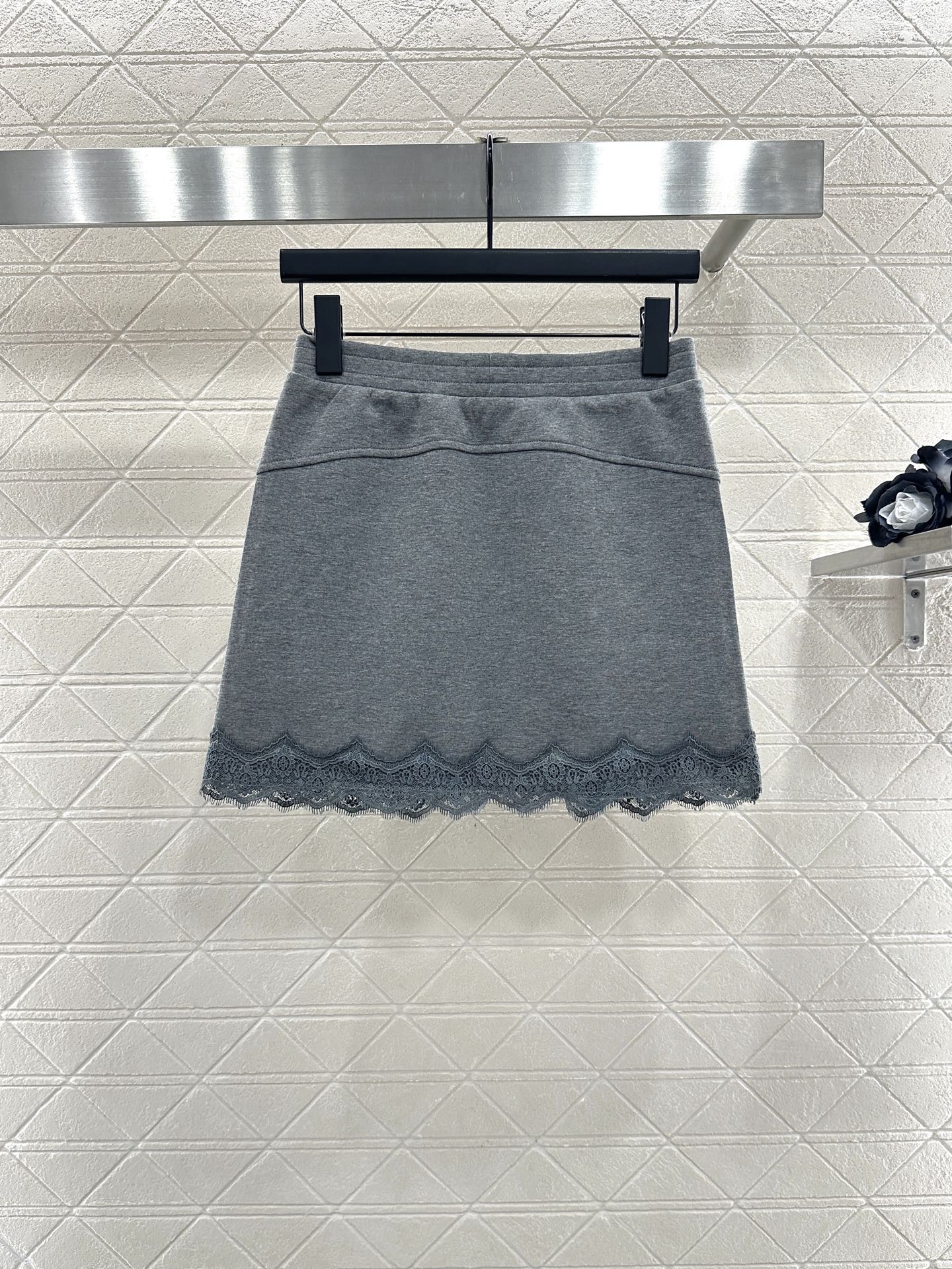 Pr 25 Hooded sweatshirt lace + skirt set
