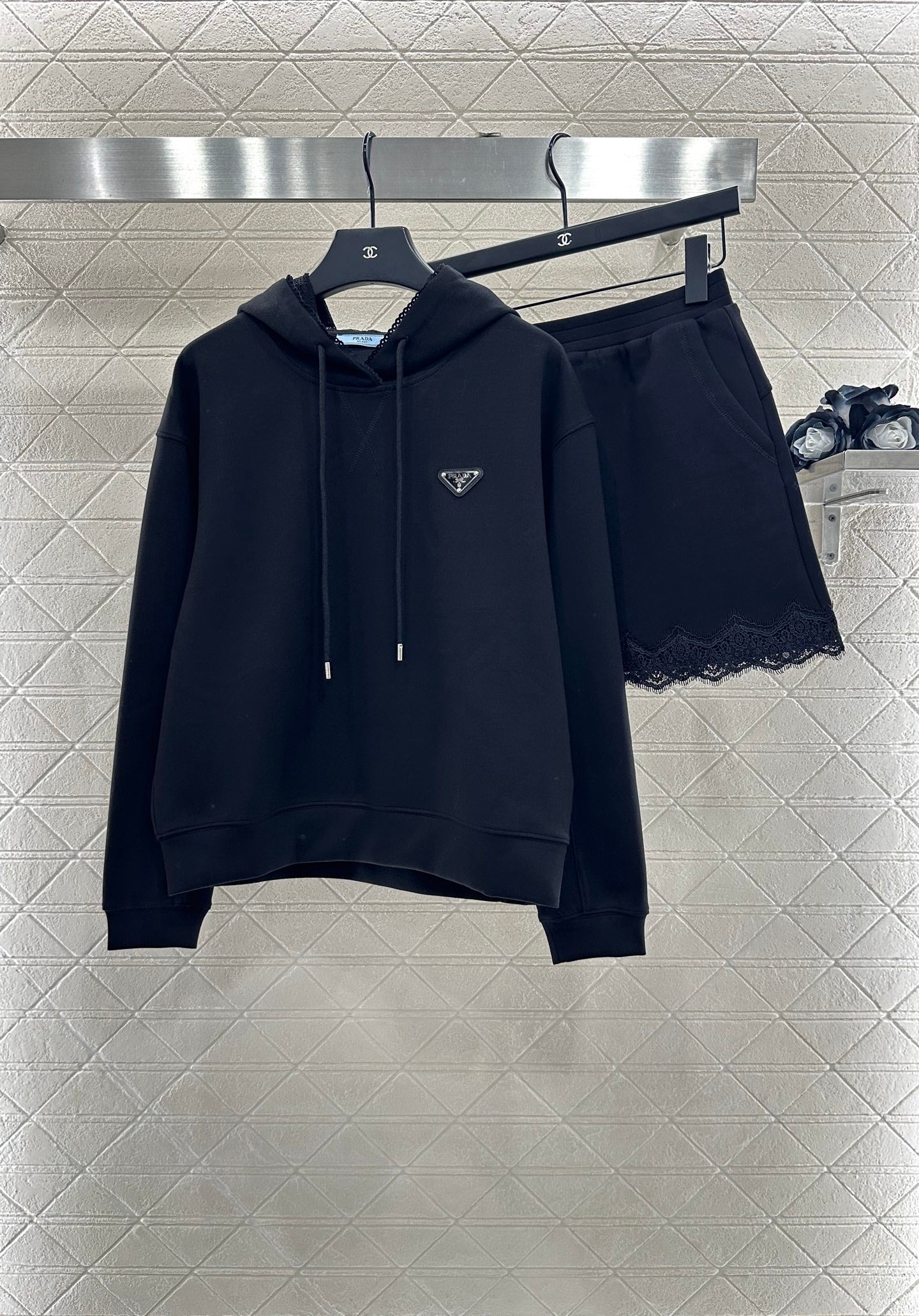 Pr 25 Hooded sweatshirt lace + skirt set