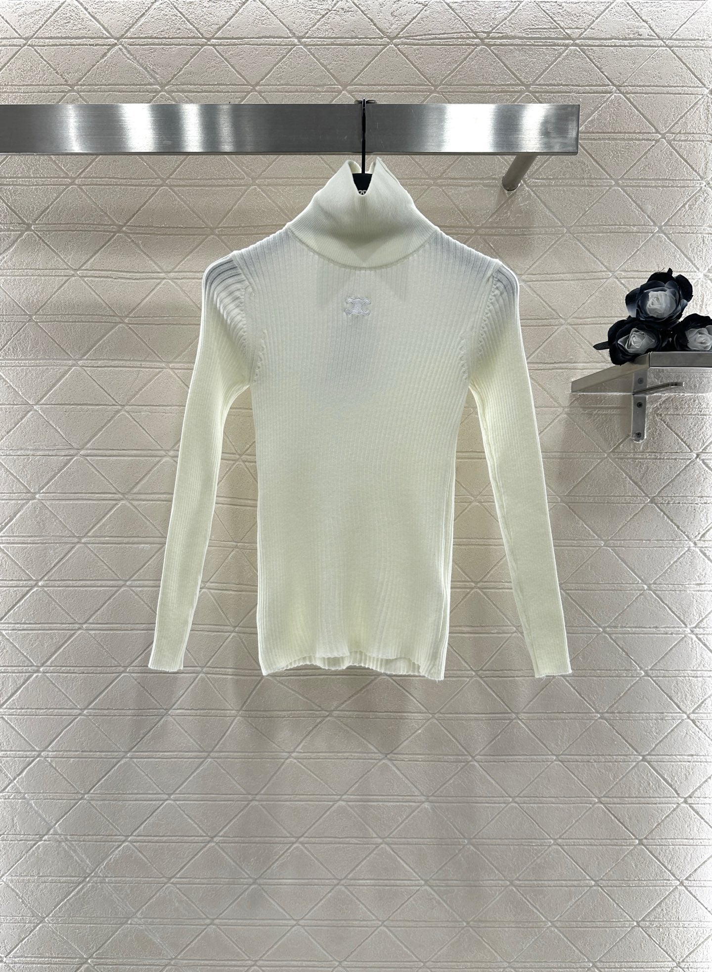 Ce 25 Slim Turtleneck Bottoming Shirt (Beige/Pink/Black)