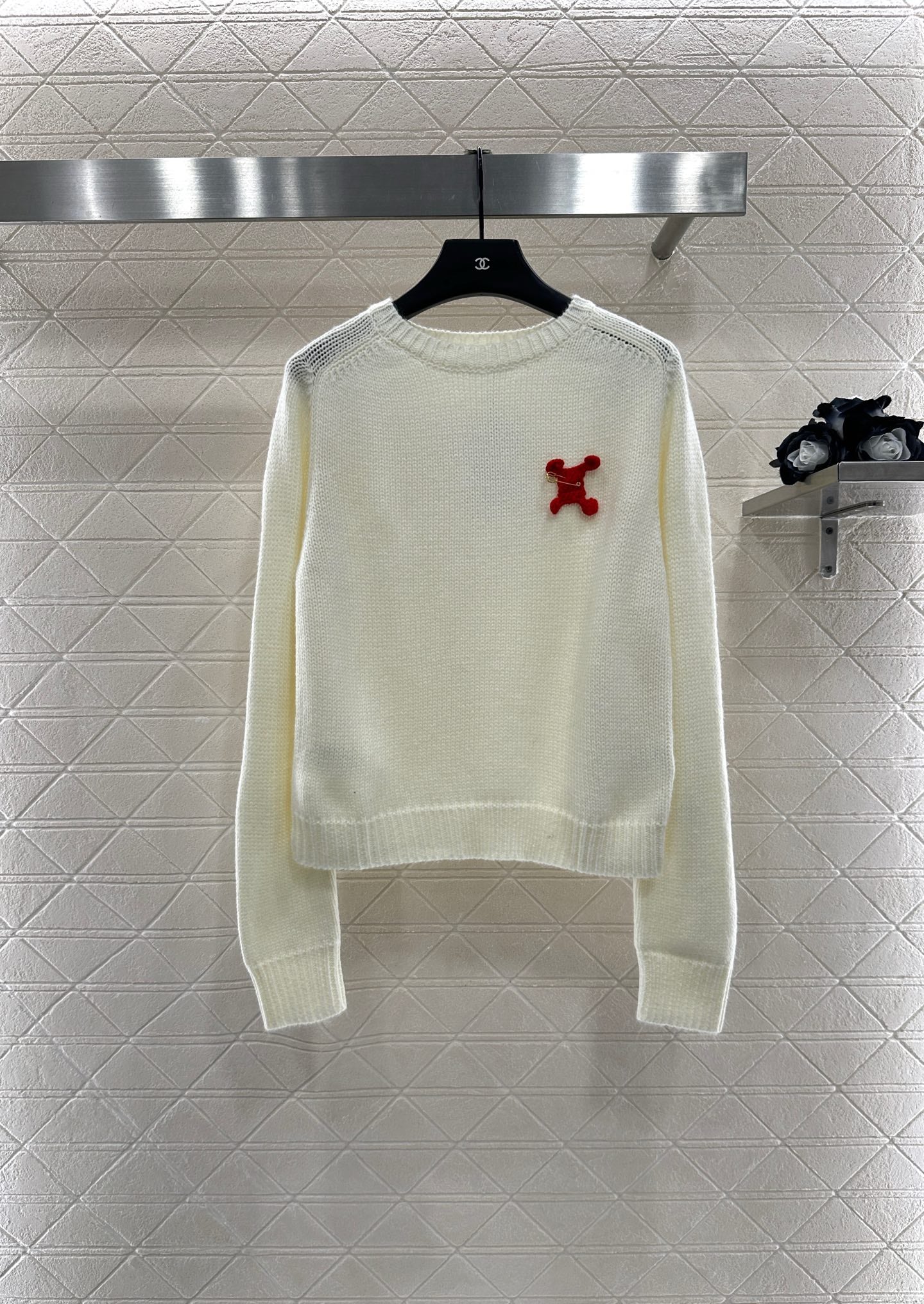 Ce 25 Pin logo wool pullover sweater