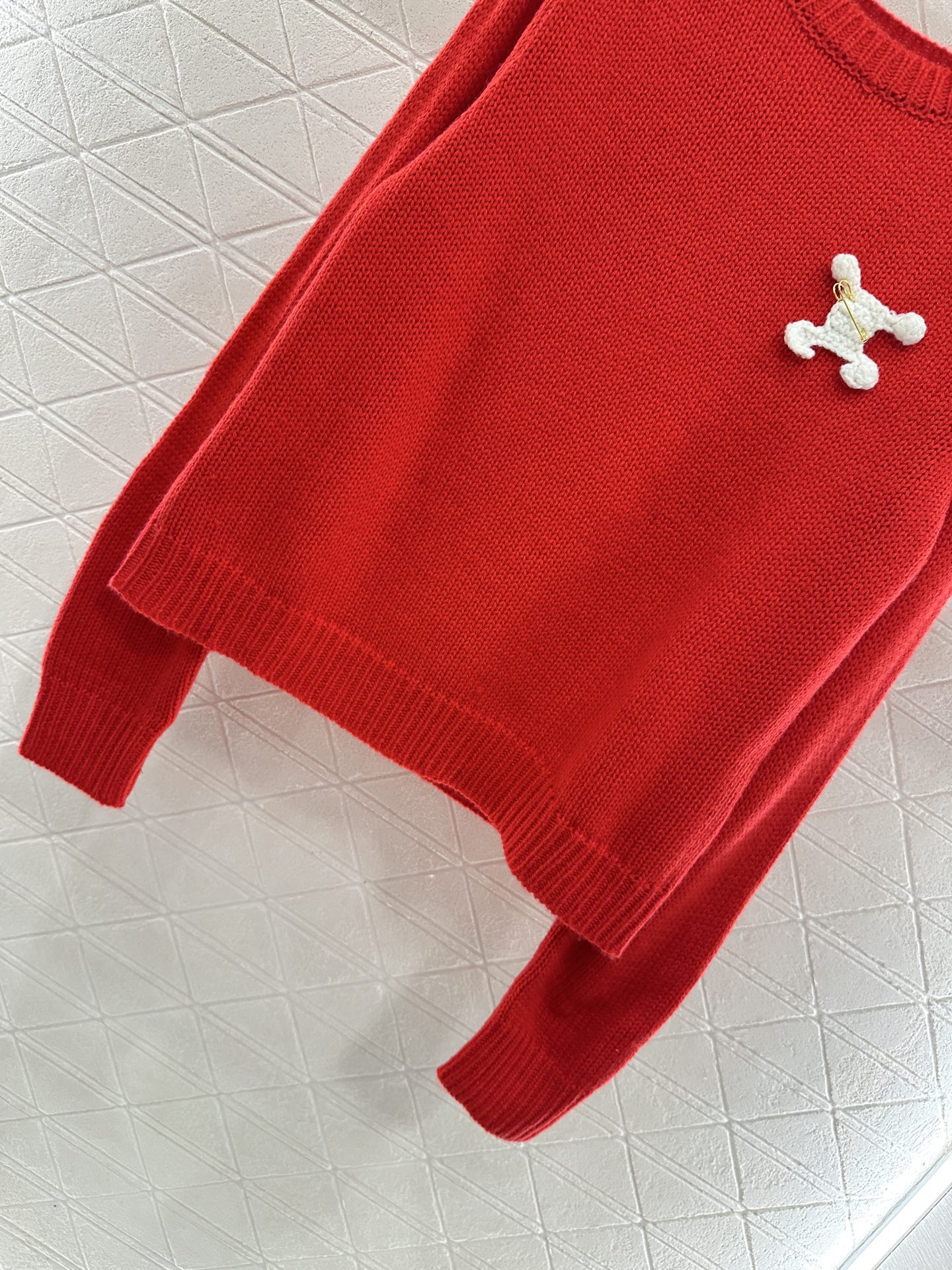 Ce 25 Pin logo wool pullover sweater