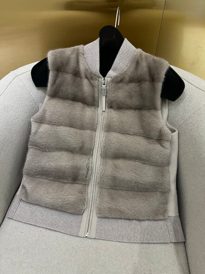 Bru 25 Noble and luxurious mink vest