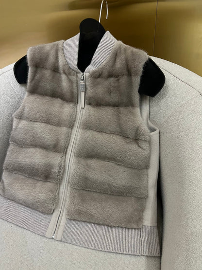 Bru 25 Noble and luxurious mink vest